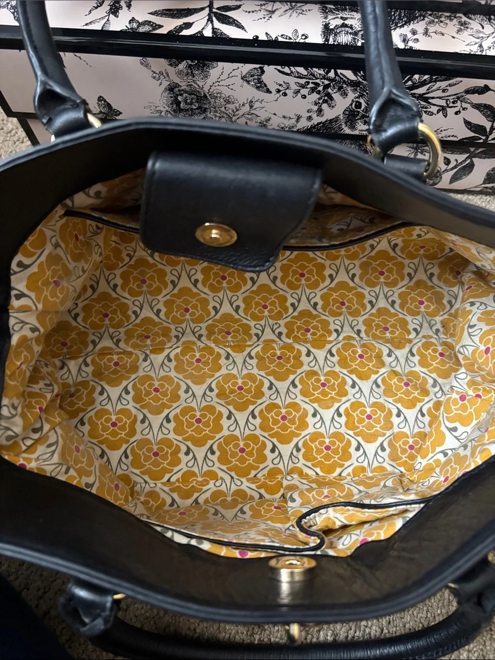 ⭐️Final Markdown⭐️Emma Fox Black Leather Shoulder Bag with Gold Hardware - Picture 7 of 12